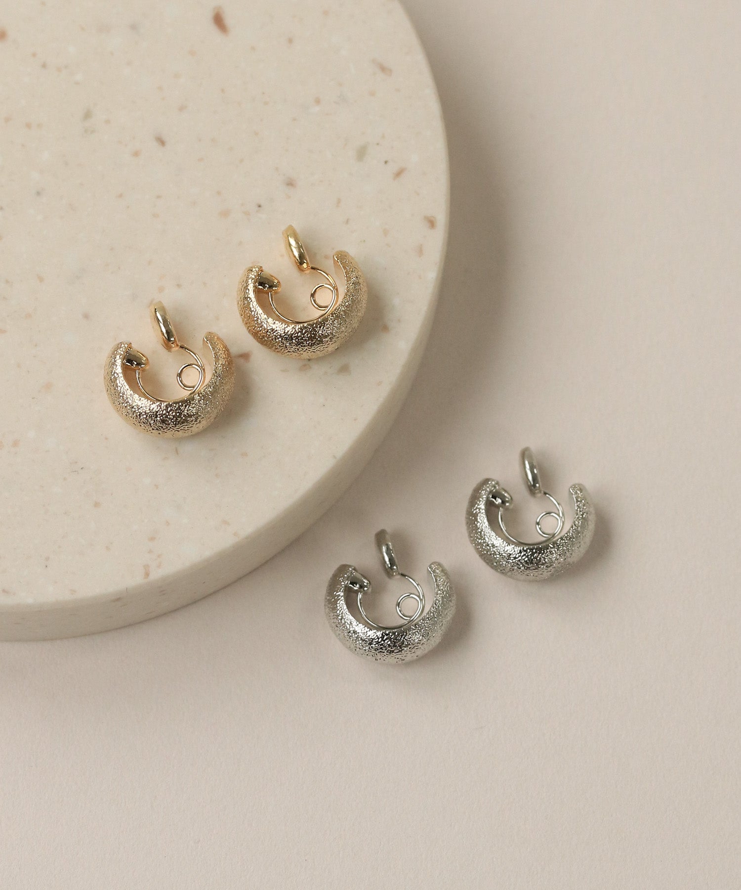 SAORIさんご着用【Tiny Motif】K10ダイヤモンドシューピアス