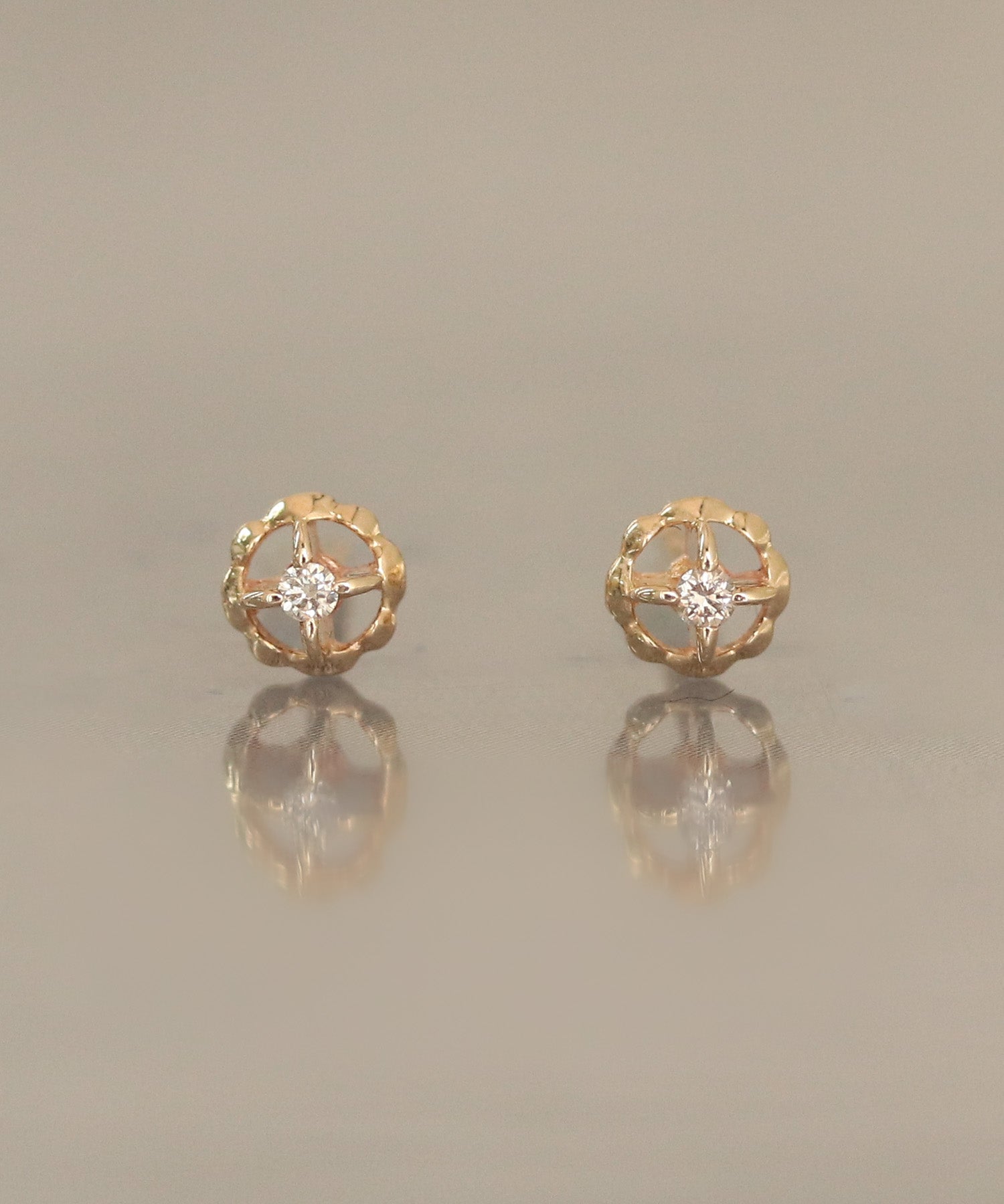ハルジオンピアス ブラックダイヤモンド K18 | Kumiko Taya jewelry