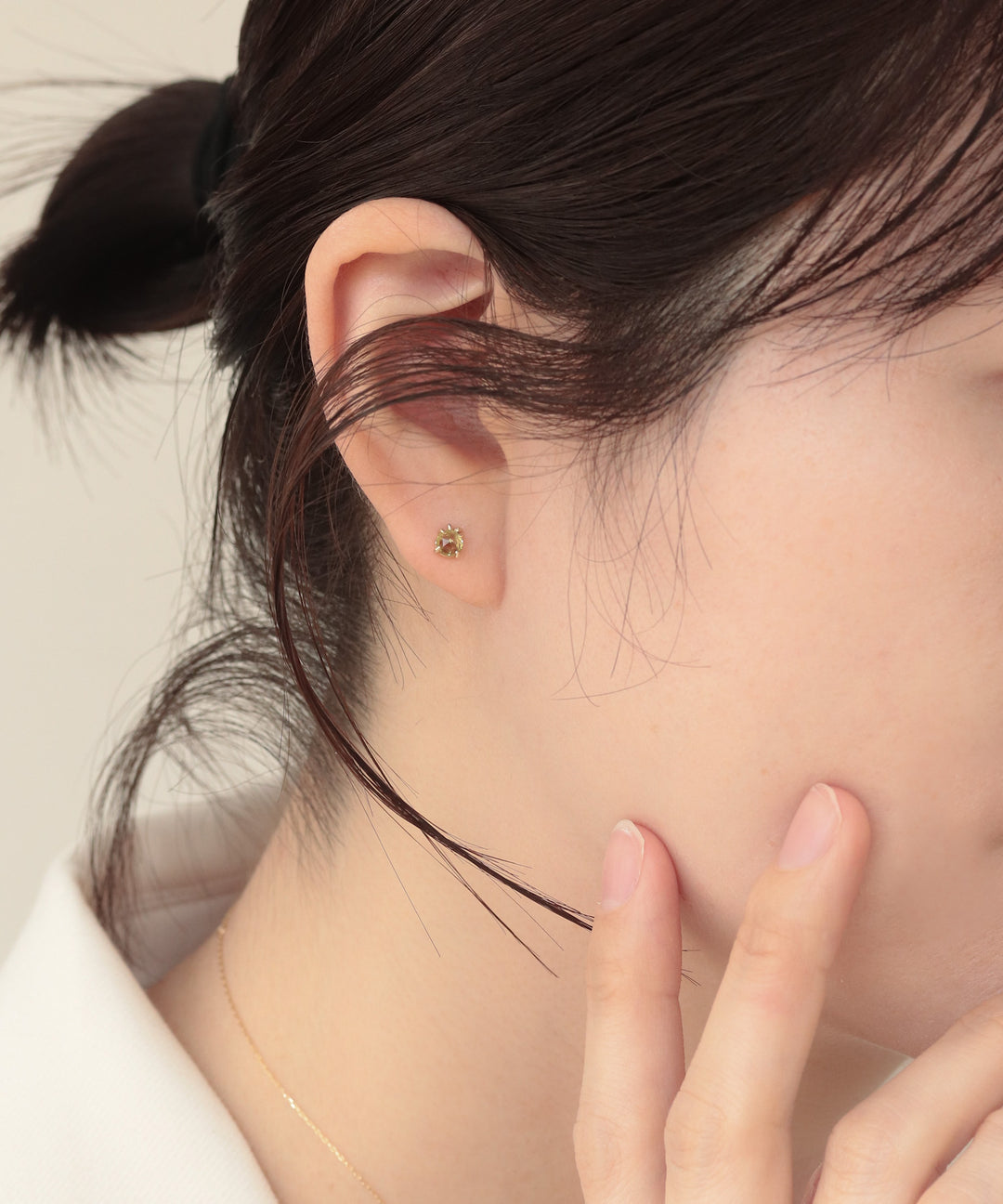 K10 Lucky U petit joie APPLE ピアス